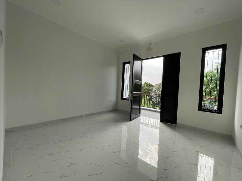 dijual rumah jl cinere raya cinere depok