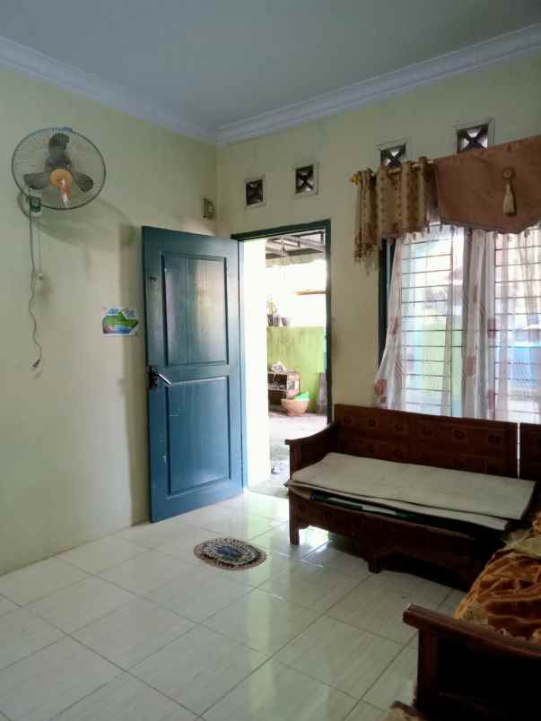 dijual rumah jl cipta karya