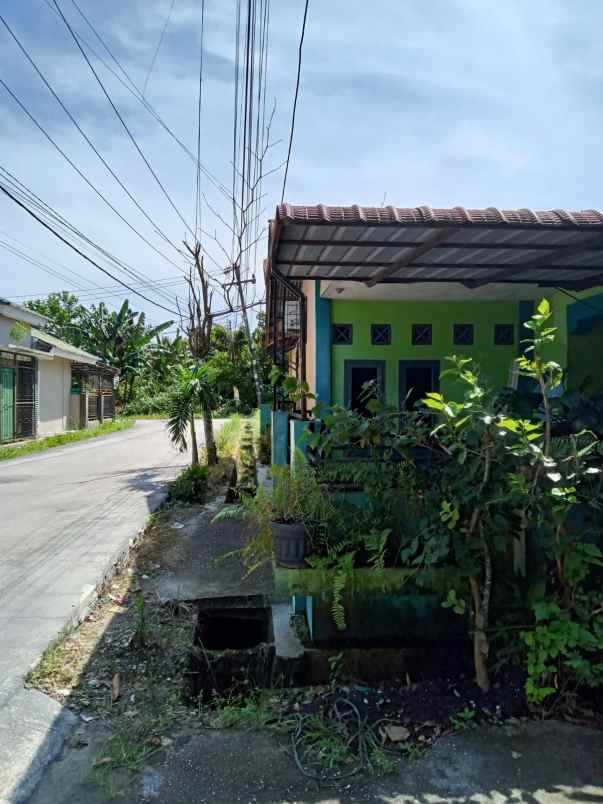 dijual rumah jl cipta karya