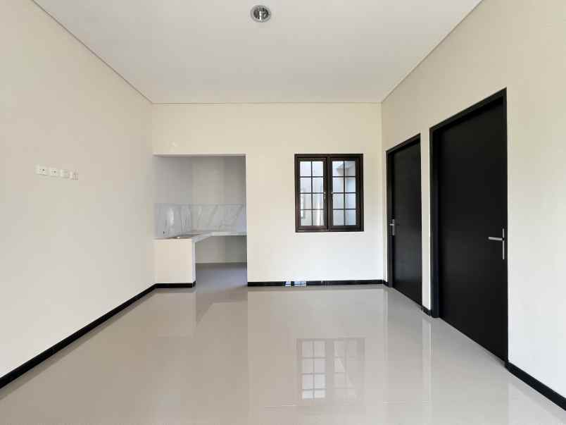 dijual rumah jl domungal kebonwaris