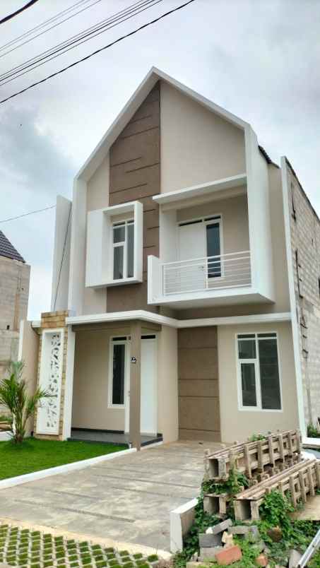 dijual rumah jl doplang purbosuman ponorogo