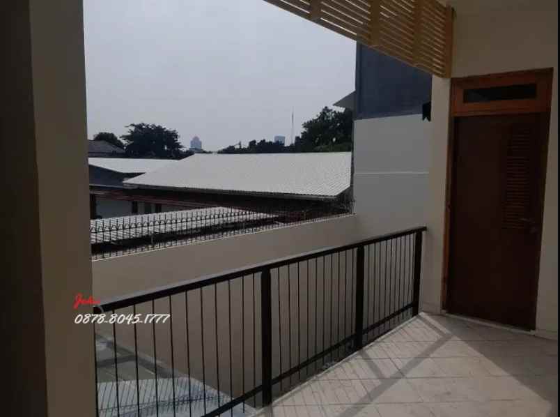 dijual rumah jl duren tiga