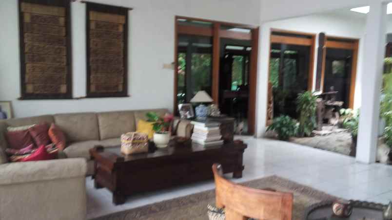 dijual rumah jl gaharu cipete selatan