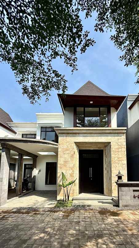 dijual rumah jl galur limo