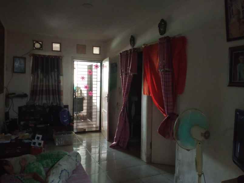 dijual rumah jl gladiol raya