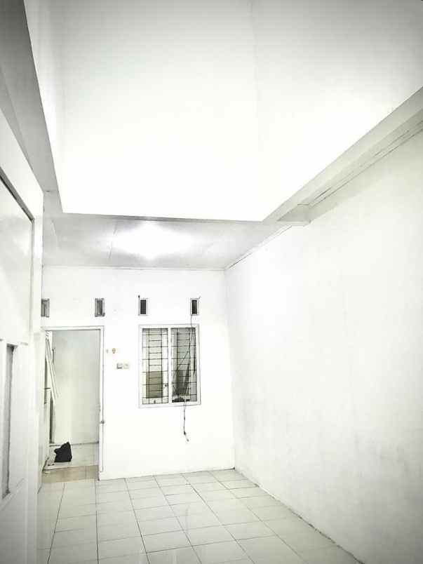 dijual rumah jl griya cinere asri no