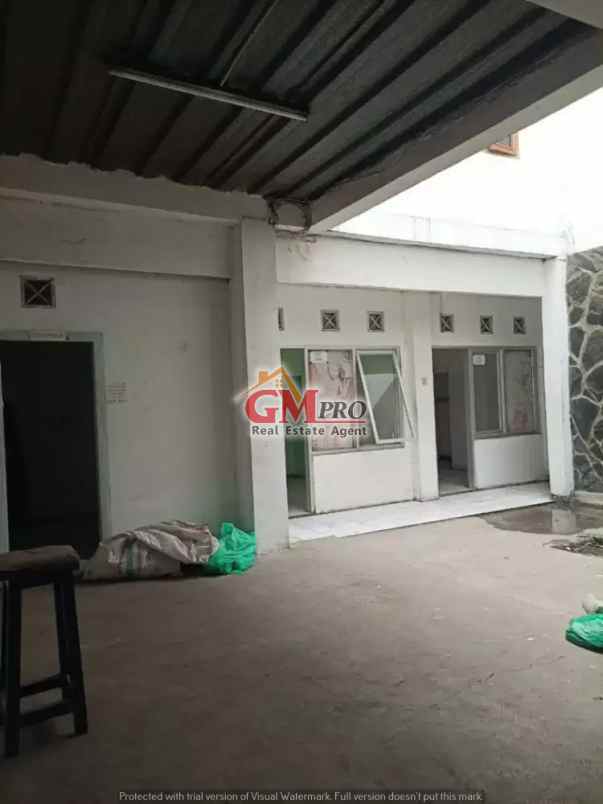 dijual rumah jl gumuruh