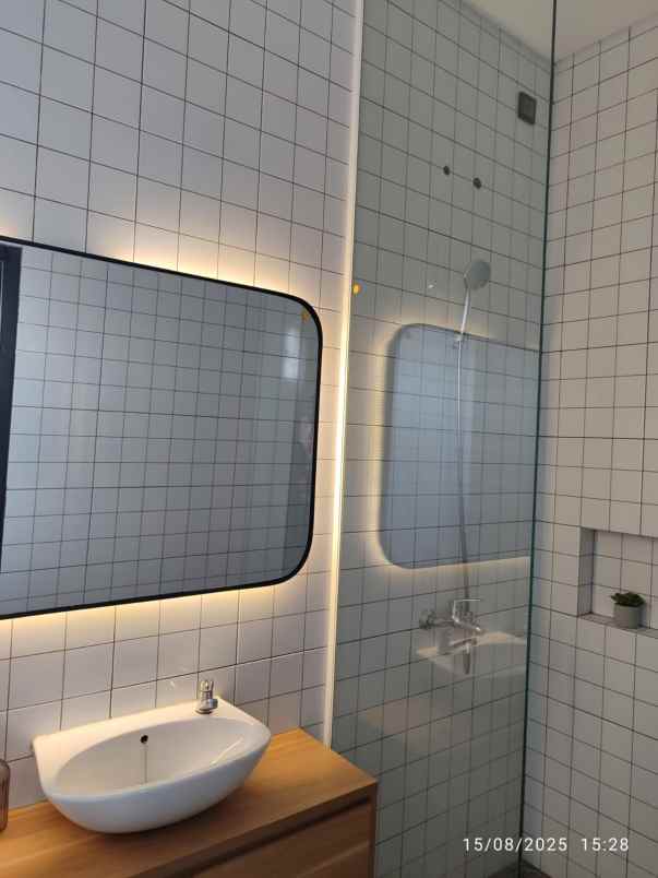 dijual rumah jl h asmawi