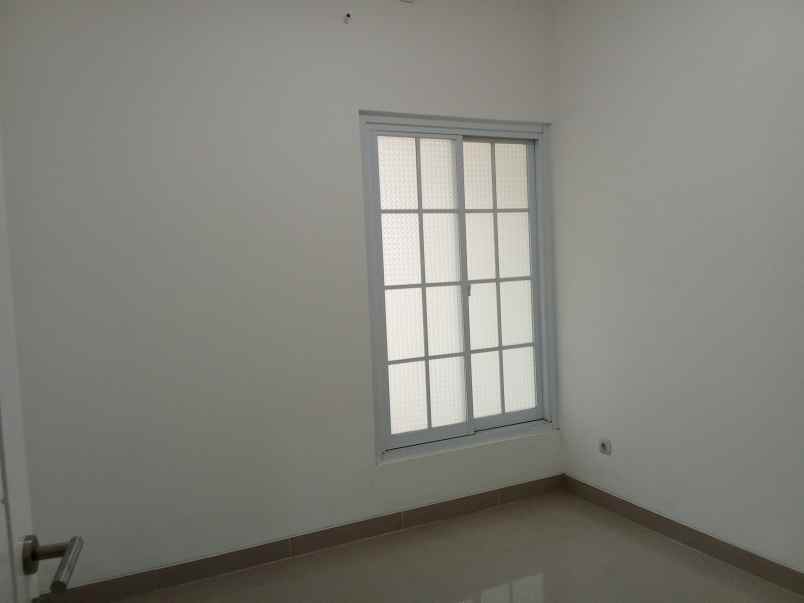 dijual rumah jl h ipin lebak bulus