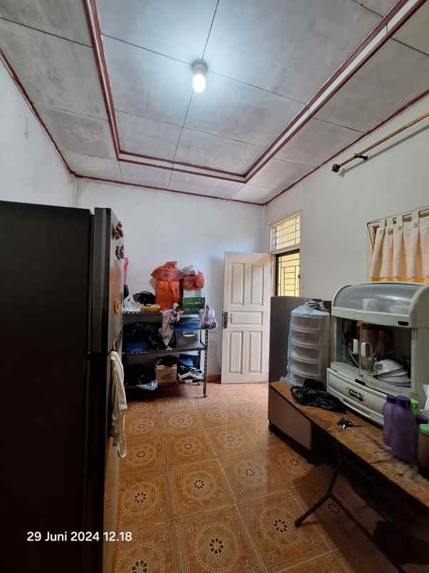 dijual rumah jl jasa