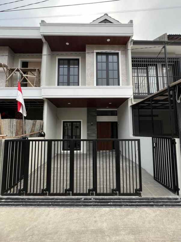 dijual rumah jl kembar kota bandung