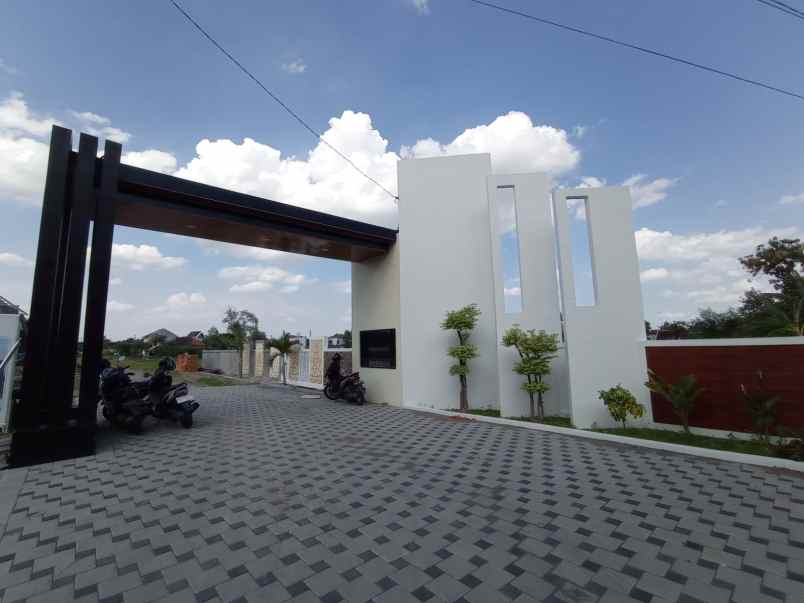 dijual rumah jl klaten jatinom