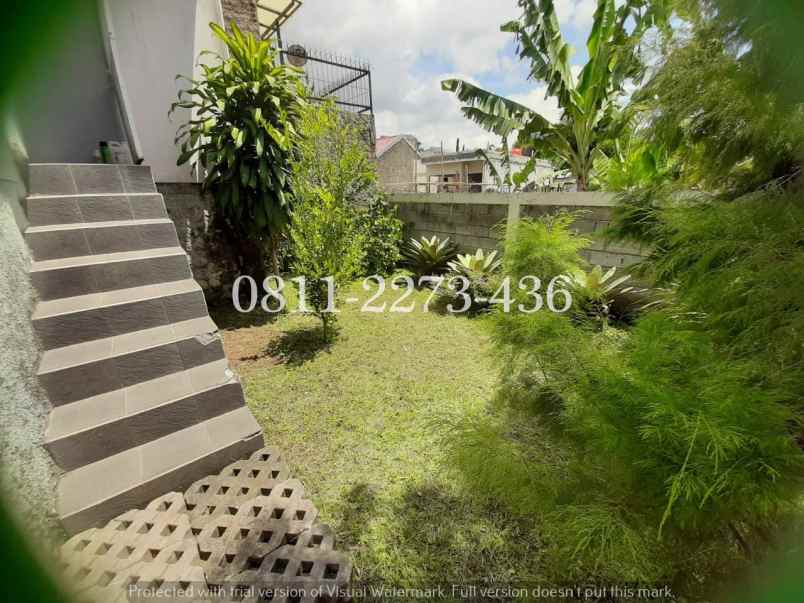 dijual rumah jl mekarwangi