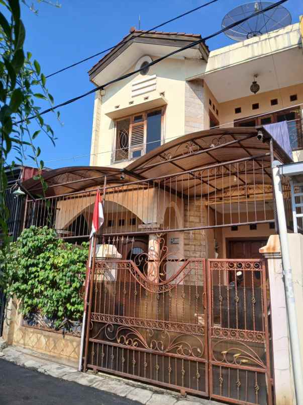dijual rumah jl nilamsari 1