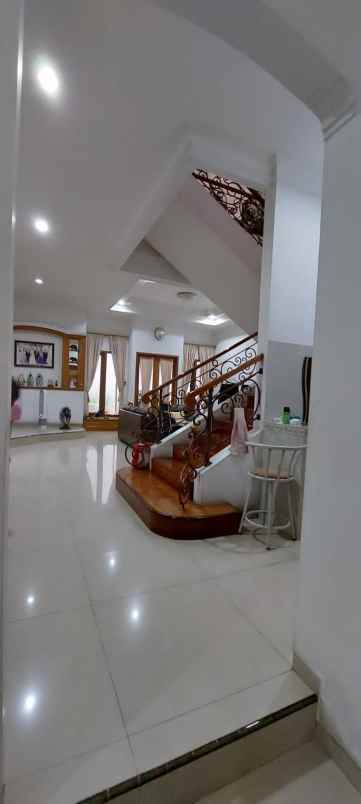 dijual rumah jl pluit karang utara