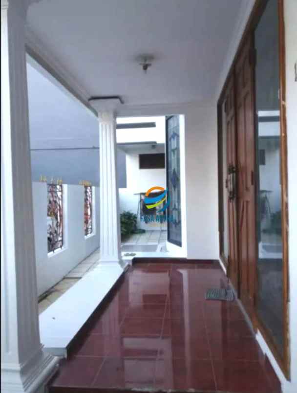 dijual rumah jl pondok bambu asri duren