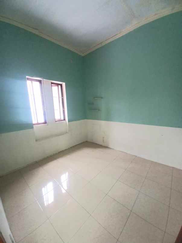 dijual rumah jl pondok kelapa duren