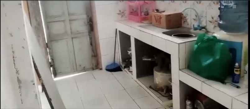 dijual rumah jl pondok kopi duren sawit