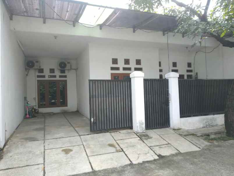 dijual rumah jl pulo sirih tengah