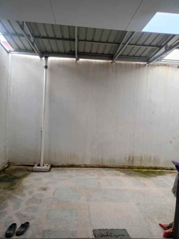 dijual rumah jl purwodadi