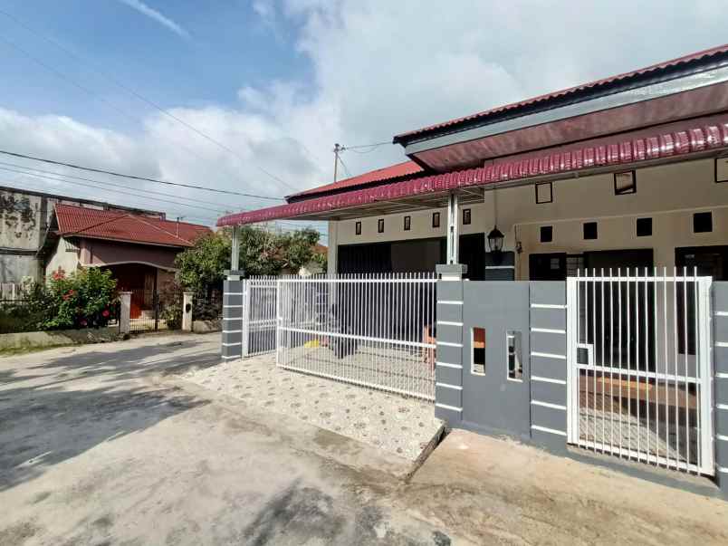 dijual rumah jl purwodadi