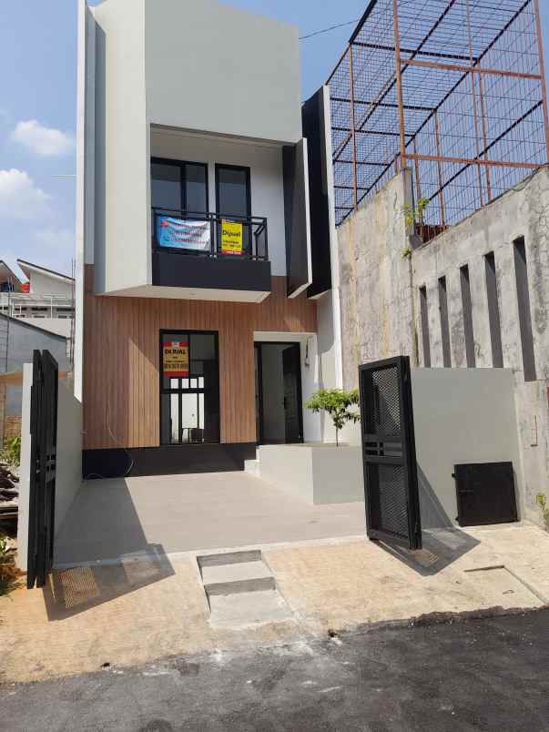 dijual rumah jl randu v jatiraden