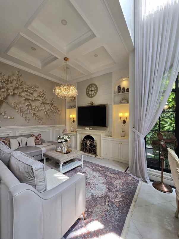 dijual rumah jl raya condet balekambang