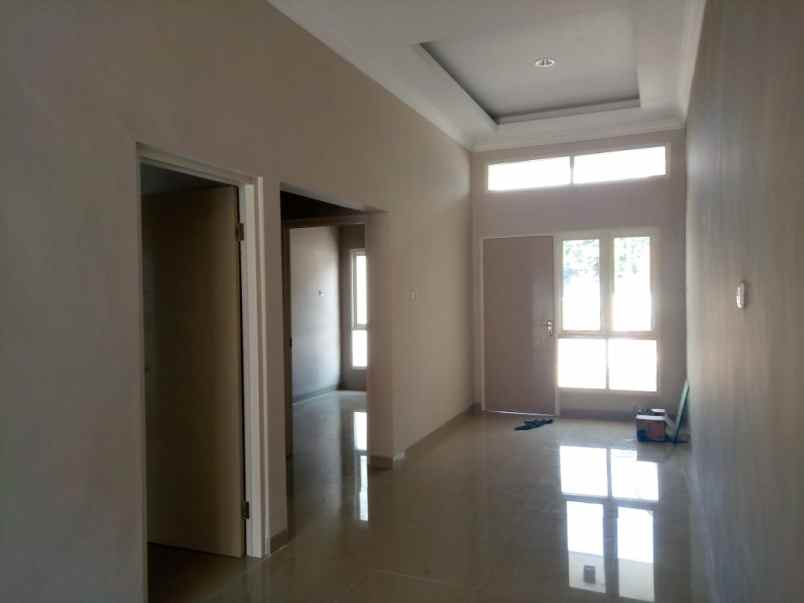 dijual rumah jl sumatra