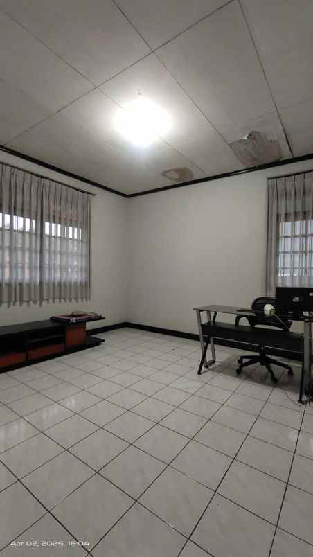 dijual rumah jl surapati