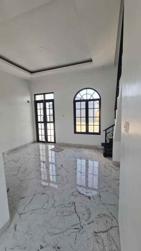 dijual rumah jl tamangapa raya