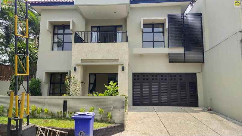 dijual rumah jl tb simatupang