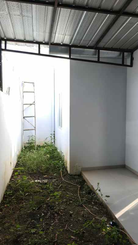 dijual rumah jl untung suropati