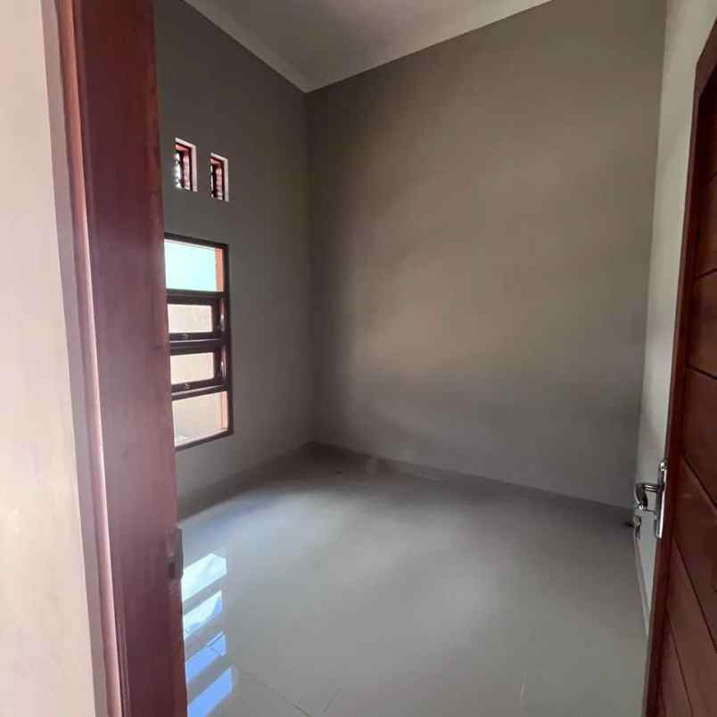 dijual rumah jl wates km 8 jogja