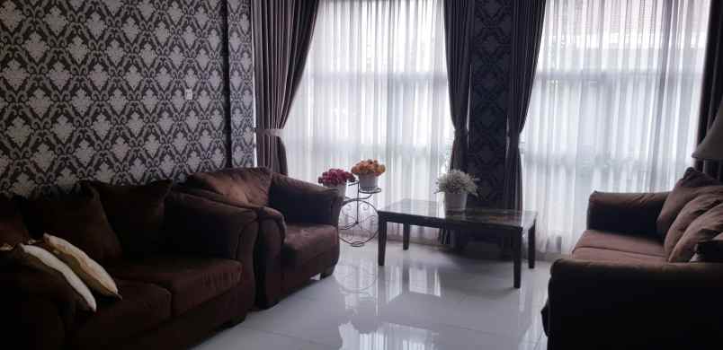 dijual rumah jln buaran raya duren