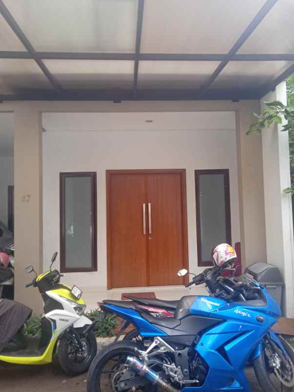 dijual rumah jln h simang jagakarsa