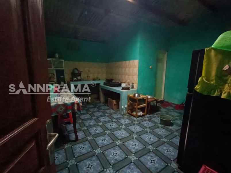 dijual rumah jln raya nangerang tajur