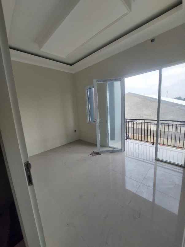 dijual rumah kalimulya depok