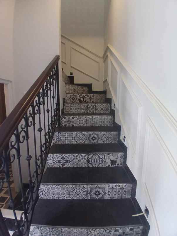 dijual rumah kalimulya depok