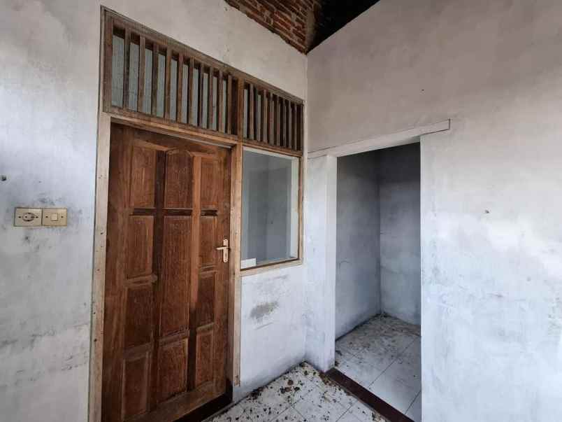 dijual rumah kaliwates