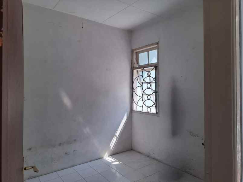 dijual rumah kaliwates