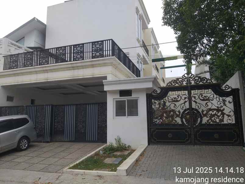 dijual rumah kayu mas