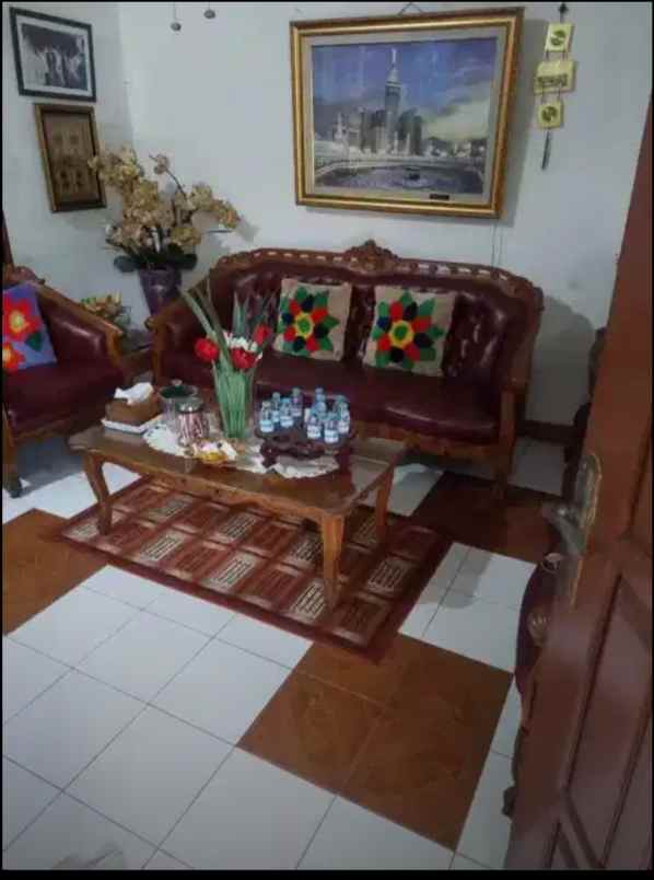 dijual rumah kayu putih rawamangun pulo