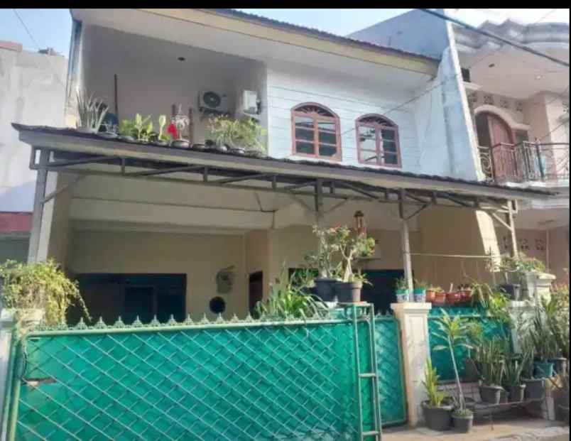 dijual rumah kayu putih rawamangun pulo