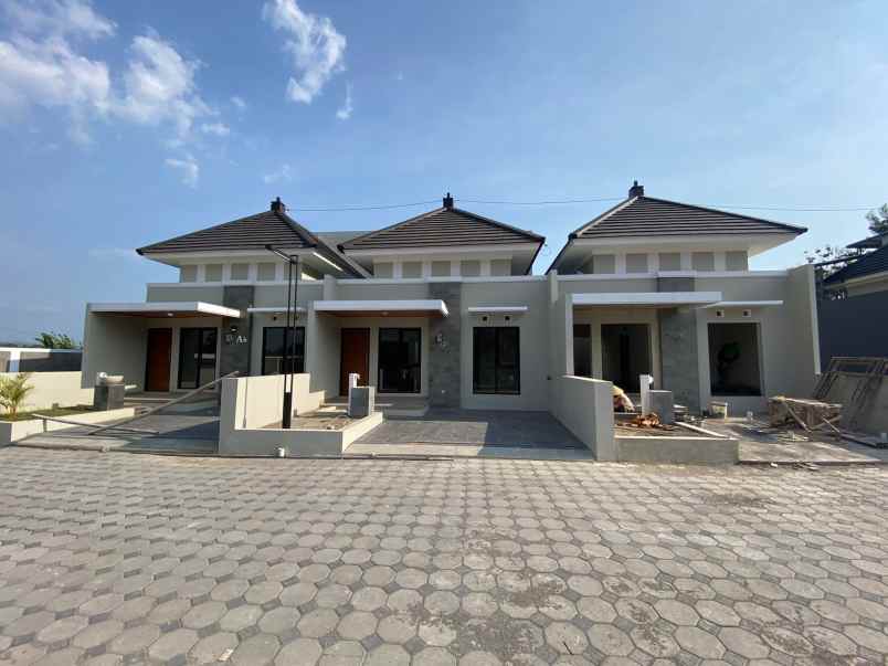 dijual rumah kebondalem kidul prambanan