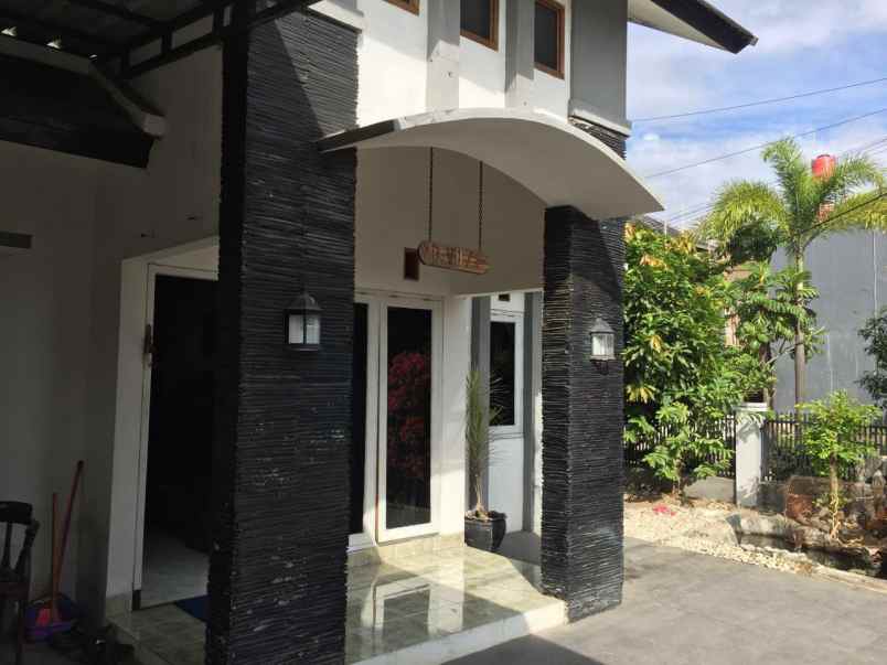 dijual rumah kec buah batu