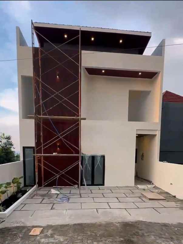 dijual rumah kedungmundu