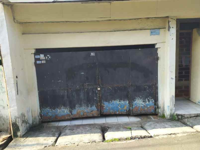 dijual rumah kemanggisan