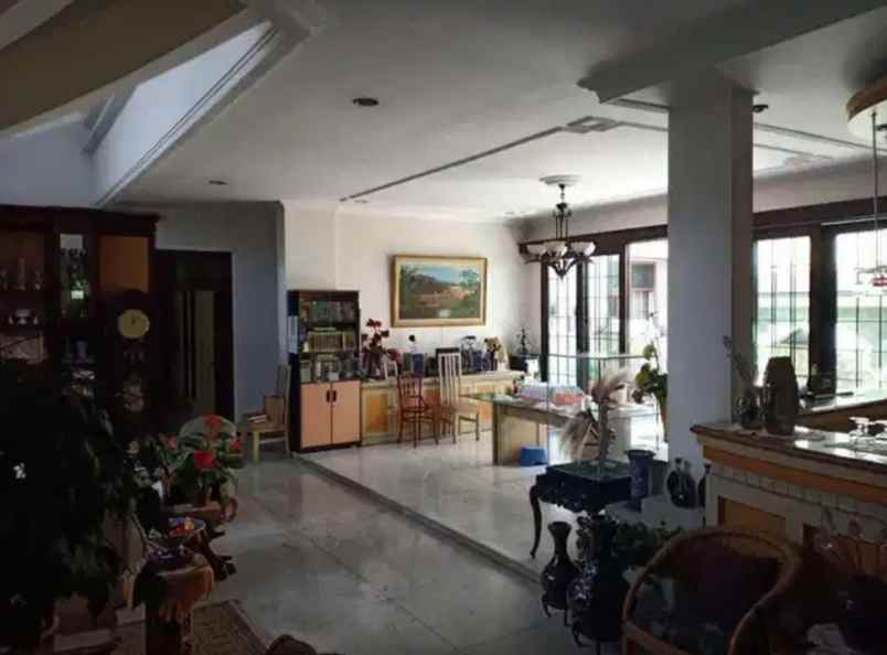 dijual rumah kertajaya indah