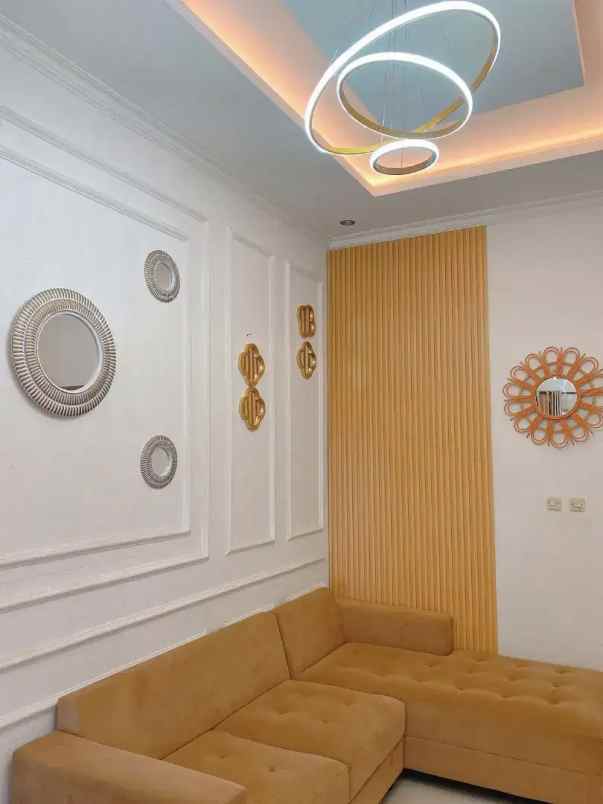 dijual rumah kiaracondong bandung jawa