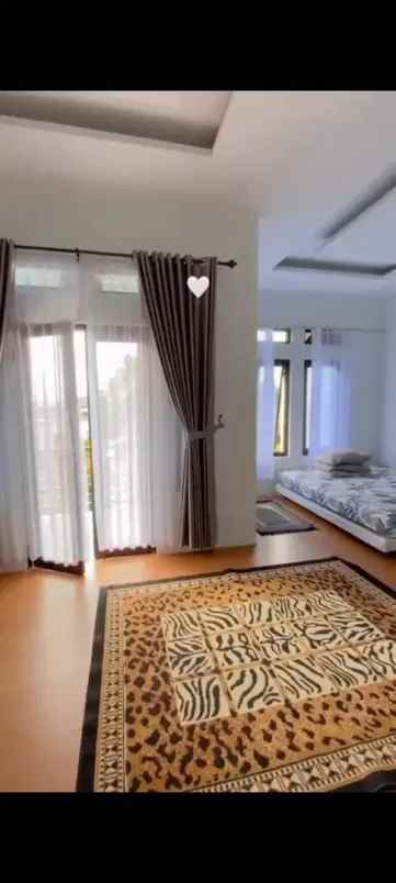 dijual rumah kiaracondong bandung jawa